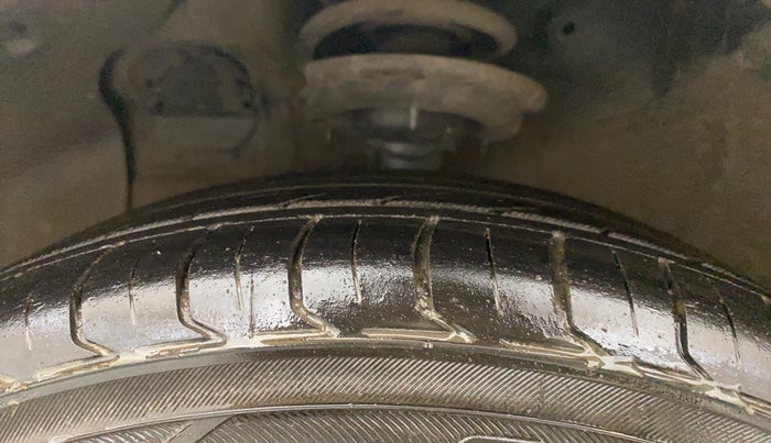 2015 Hyundai Grand i10 MAGNA 1.2 KAPPA VTVT, Petrol, Manual, 57,466 km, Left Front Tyre Tread