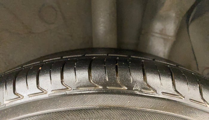 2015 Hyundai Grand i10 MAGNA 1.2 KAPPA VTVT, Petrol, Manual, 57,466 km, Left Rear Tyre Tread