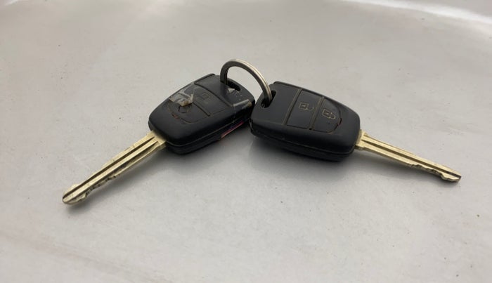 2015 Hyundai Grand i10 MAGNA 1.2 KAPPA VTVT, Petrol, Manual, 57,466 km, Key Close Up