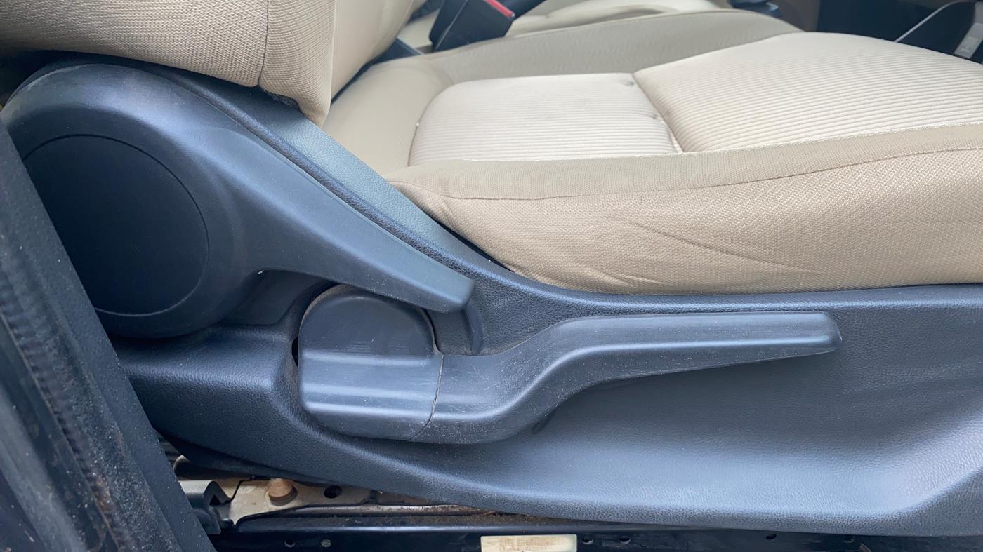 2020 Honda Amaze 1.2L I-VTEC VX, CNG, Manual, 52,480 km, Driver Side Adjustment Panel