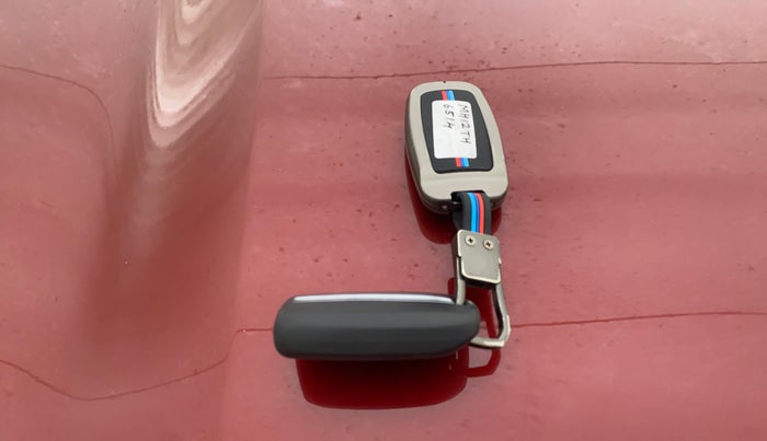 2021 KIA SONET HTX 1.5, Diesel, Manual, 47,370 km, Key Close Up