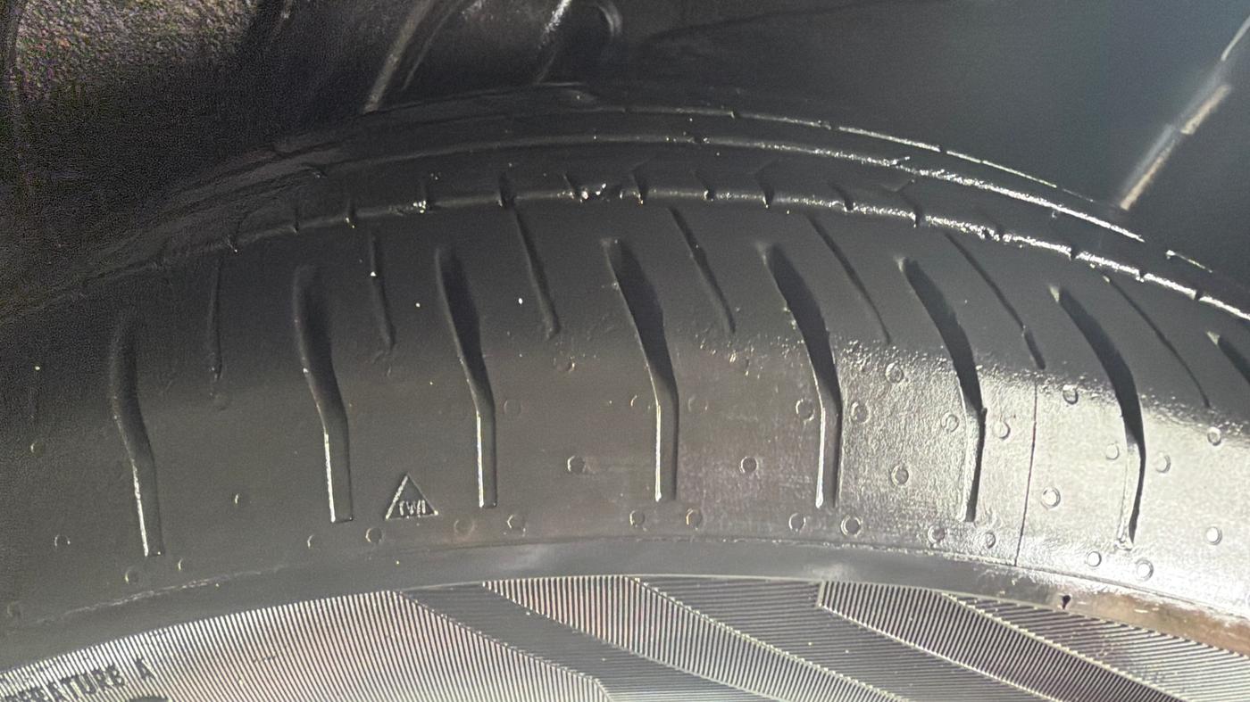 2024 Hyundai Verna SX(O) 1.5 MPI IVT , Petrol, Automatic, 11,741 km, Left Rear Tyre Tread