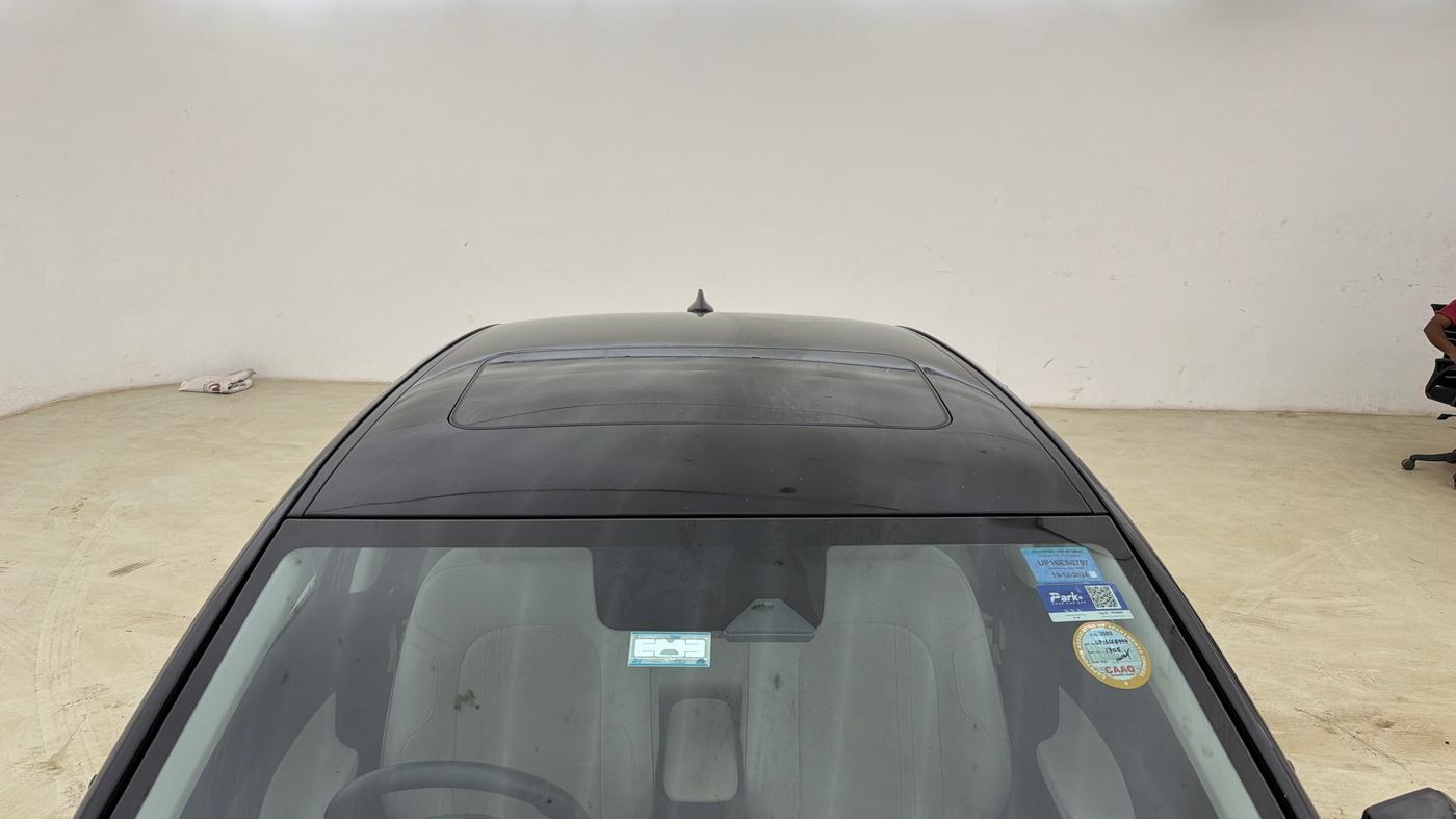 2024 Hyundai Verna SX(O) 1.5 MPI IVT , Petrol, Automatic, 11,741 km, Moonroof/ Sunroof