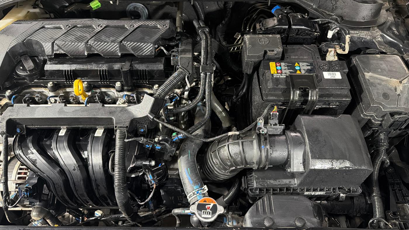 2024 Hyundai Verna SX(O) 1.5 MPI IVT , Petrol, Automatic, 11,741 km, Engine View - Left