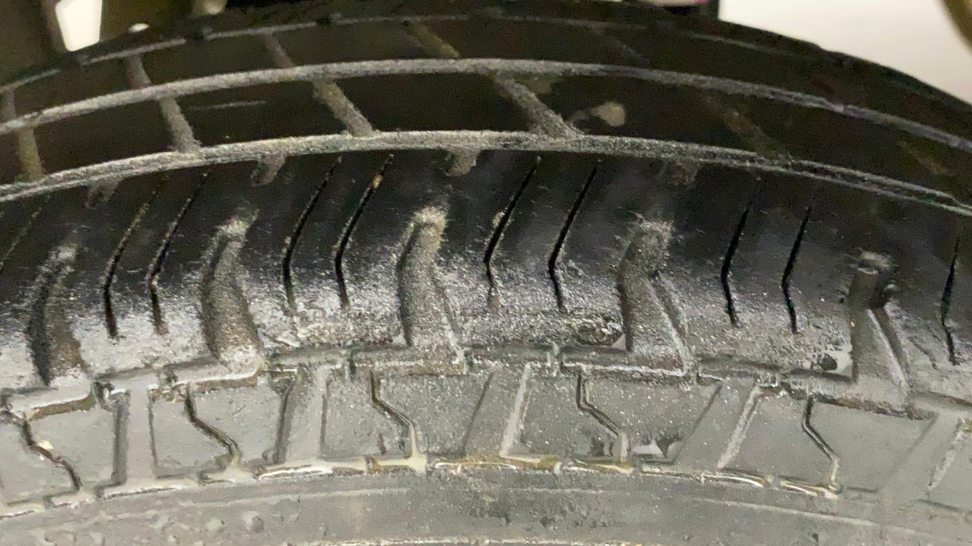 2017 Maruti Alto 800 VXI, Petrol, Manual, 37,773 km, Right Rear Tyre Tread