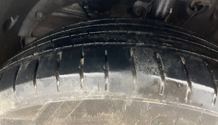 2020 Maruti Baleno ALPHA CVT PETROL 1.2, Petrol, Automatic, 81,601 km, Left Front Tyre Tread