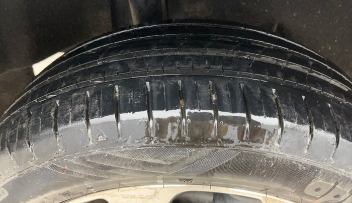 2020 Maruti Baleno ALPHA CVT PETROL 1.2, Petrol, Automatic, 81,601 km, Right Rear Tyre Tread