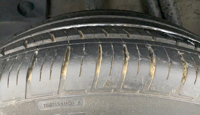 2021 Renault Duster RXZ CVT 1.3 TURBO, Petrol, Automatic, 11,918 km, Right Rear Tyre Tread