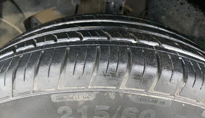 2021 Renault Duster RXZ CVT 1.3 TURBO, Petrol, Automatic, 11,918 km, Left Front Tyre Tread