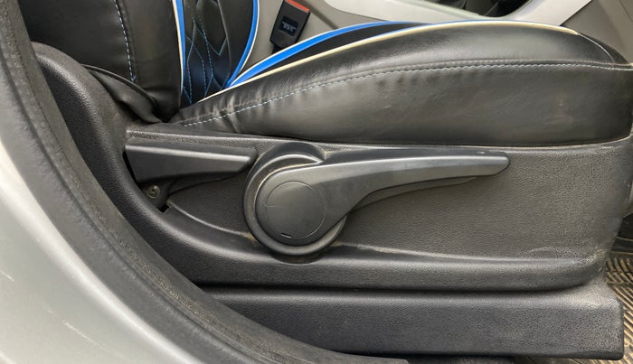 2019 Tata NEXON XZ DIESEL, Diesel, Manual, 62,261 km, Driver Side Adjustment Panel