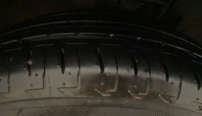 2022 Maruti IGNIS ZETA 1.2 AMT, Petrol, Automatic, 22,649 km, Right Rear Tyre Tread
