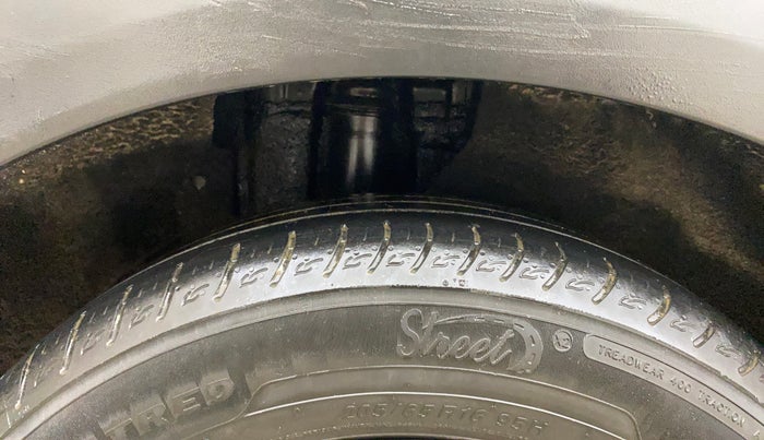 2022 KIA CARENS LUXURY PLUS 1.4 PETROL DCT 7 STR, Petrol, Automatic, 36,336 km, Right Rear Tyre Tread