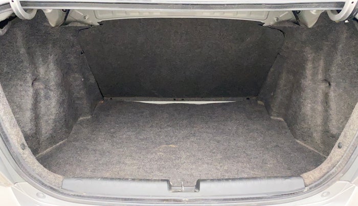 2014 Honda Amaze 1.2L I-VTEC S, Petrol, Manual, 41,700 km, Boot Inside