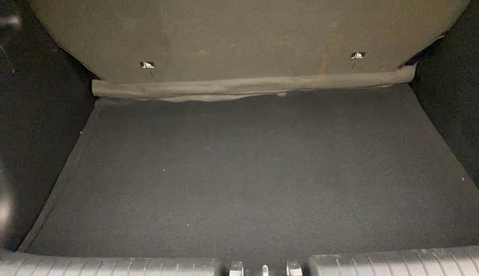 2021 Hyundai VENUE SX 1.0 TURBO IMT, Petrol, Manual, 11,653 km, Boot Inside