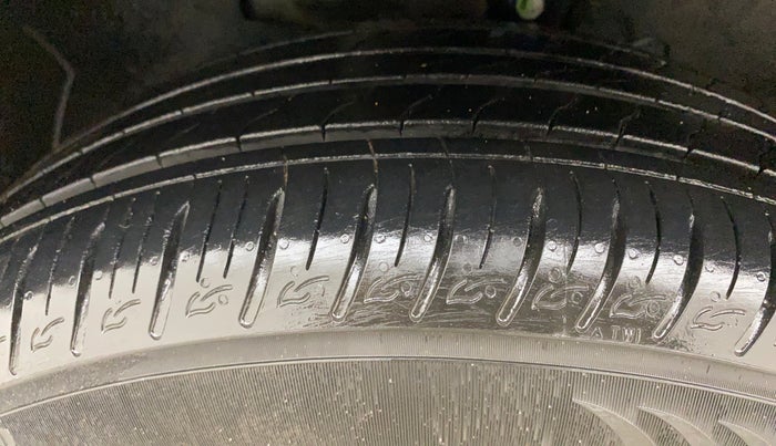 2021 Hyundai VENUE SX 1.0 TURBO IMT, Petrol, Manual, 11,653 km, Left Front Tyre Tread