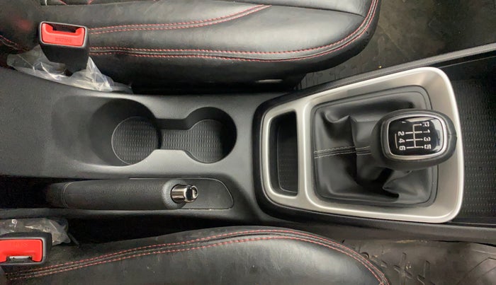 2021 Hyundai VENUE SX 1.0 TURBO IMT, Petrol, Manual, 11,653 km, Gear Lever