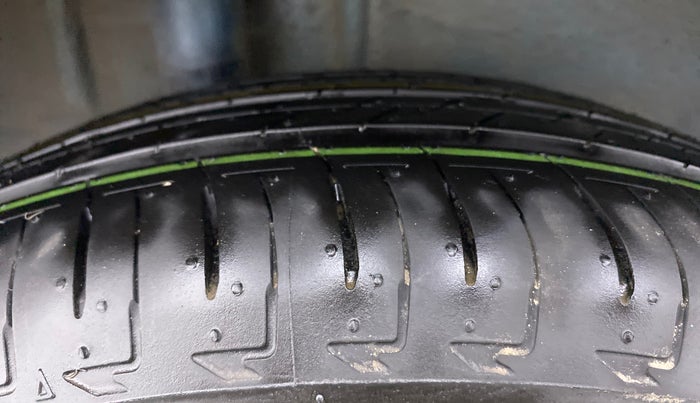 2018 Maruti IGNIS DELTA 1.2, Petrol, Manual, 36,393 km, Right Rear Tyre Tread