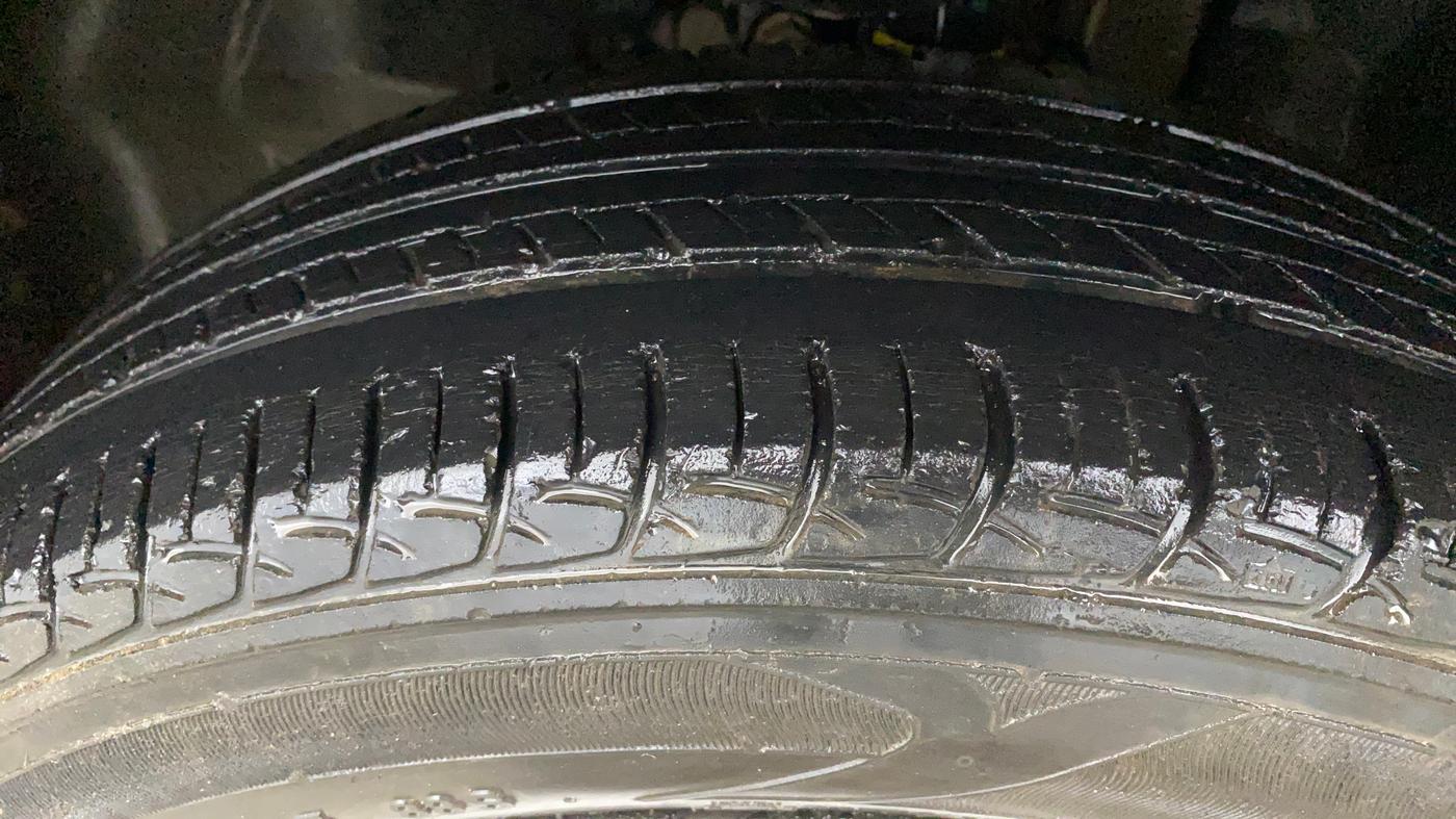 2024 Tata PUNCH PURE MT, Petrol, Manual, 46,198 km, Left Front Tyre Tread