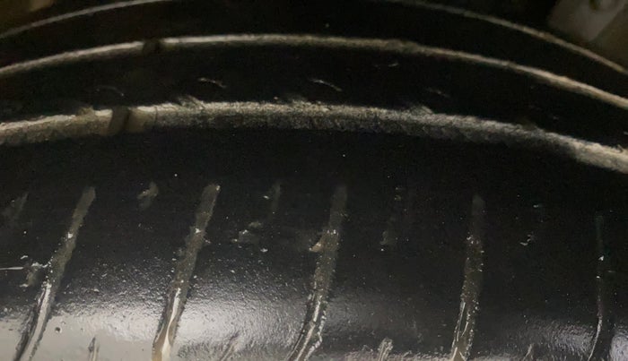 2017 Honda Jazz 1.2L I-VTEC V AT, Petrol, Automatic, 59,908 km, Right Front Tyre Tread