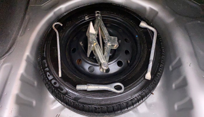2018 Maruti Dzire VXI, Petrol, Manual, 74,628 km, Spare Tyre