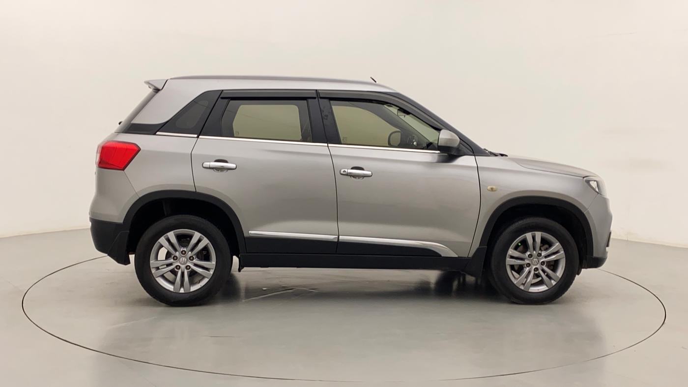 2016 Maruti Vitara Brezza ZDI, Diesel, Manual, 1,12,913 km, Right Side View