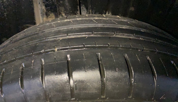 2024 Maruti Baleno DELTA PETROL 1.2, Petrol, Manual, 46,091 km, Right Rear Tyre Tread