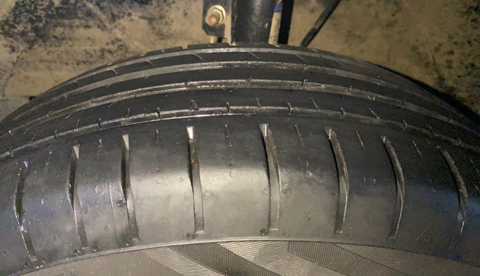 2024 Maruti Baleno DELTA PETROL 1.2, Petrol, Manual, 46,091 km, Left Front Tyre Tread