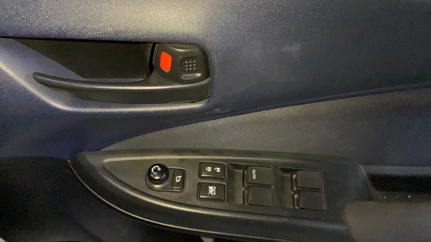 2024 Maruti Baleno DELTA PETROL 1.2, Petrol, Manual, 46,091 km, Driver Side Door Panels Control