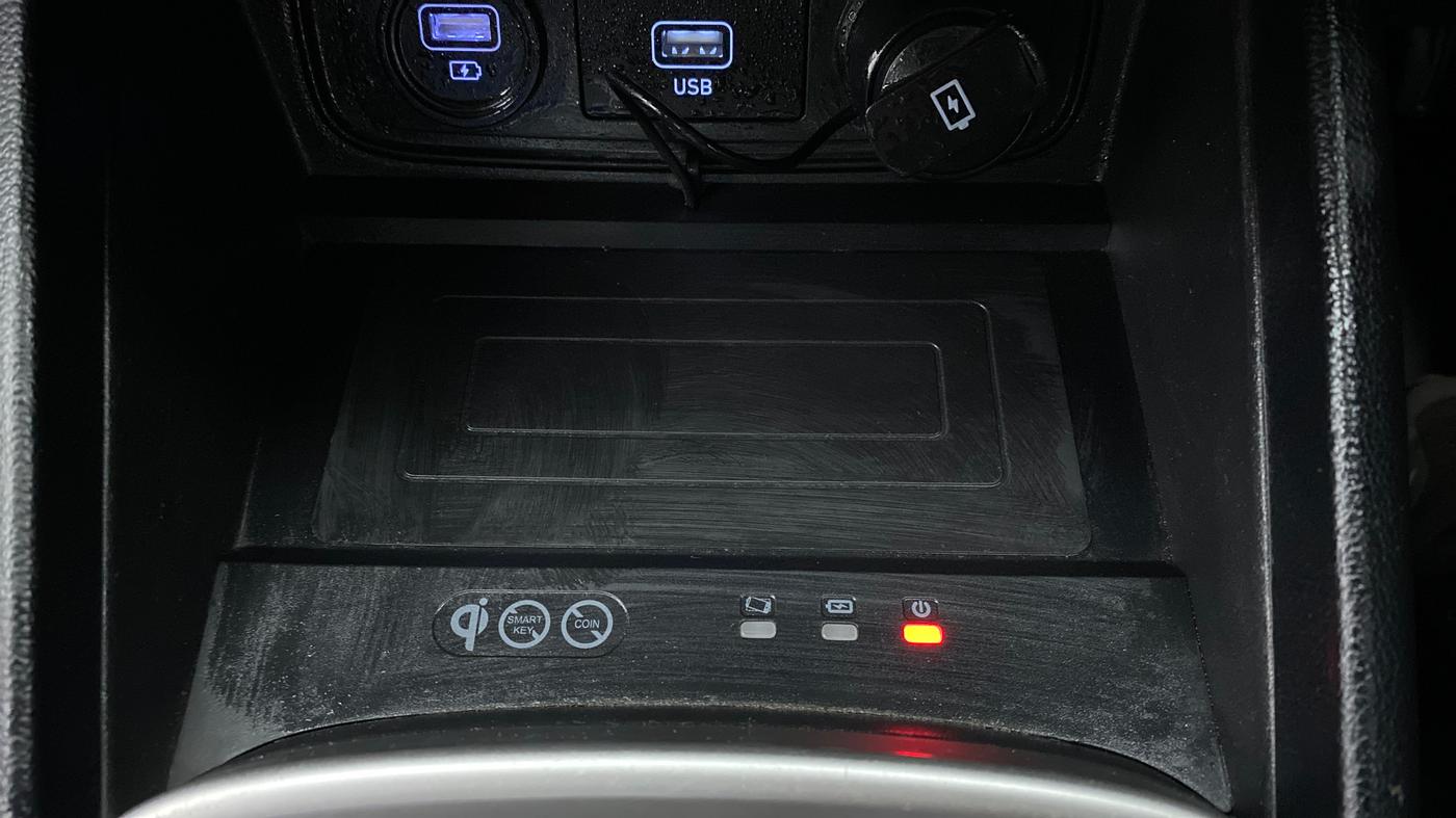 2019 Hyundai VENUE 1.0 TURBO GDI SX+ AT, Petrol, Automatic, 31,757 km, Wireless Charger