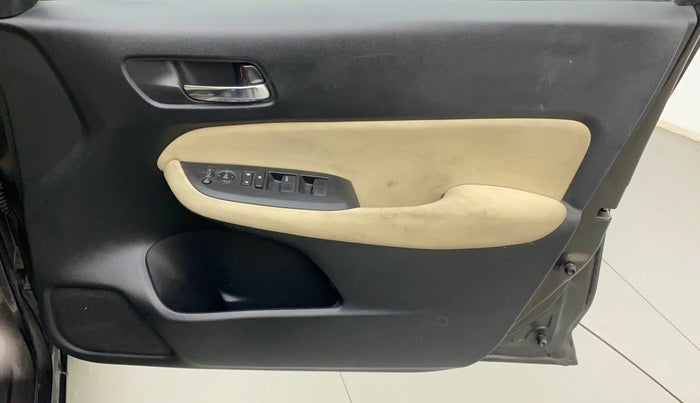 2021 Honda City 1.5L I-VTEC V MT 5TH GEN, Petrol, Manual, 40,335 km, Driver Side Door Panels Control