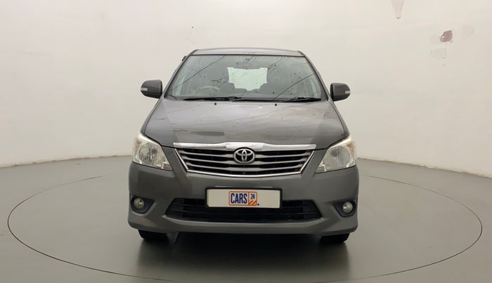 2013 Toyota Innova 2.5 VX 7 STR, Diesel, Manual, 79,391 km, Front