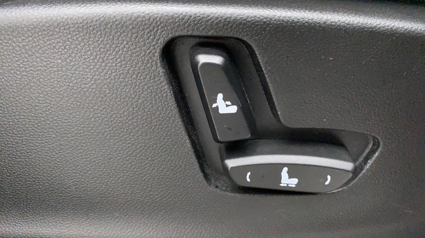 2020 MG HECTOR SHARP 2.0 DIESEL, Diesel, Manual, 44,583 km, Driver Side Adjustment Panel
