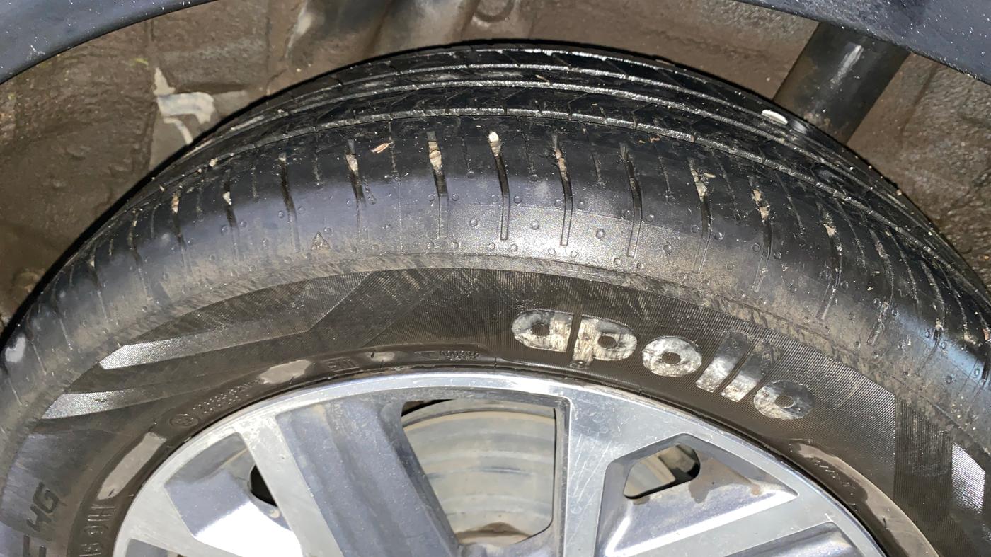 2023 Hyundai Verna SX 1.5 l MPI, Petrol, Manual, 34,625 km, Left Rear Tyre Tread