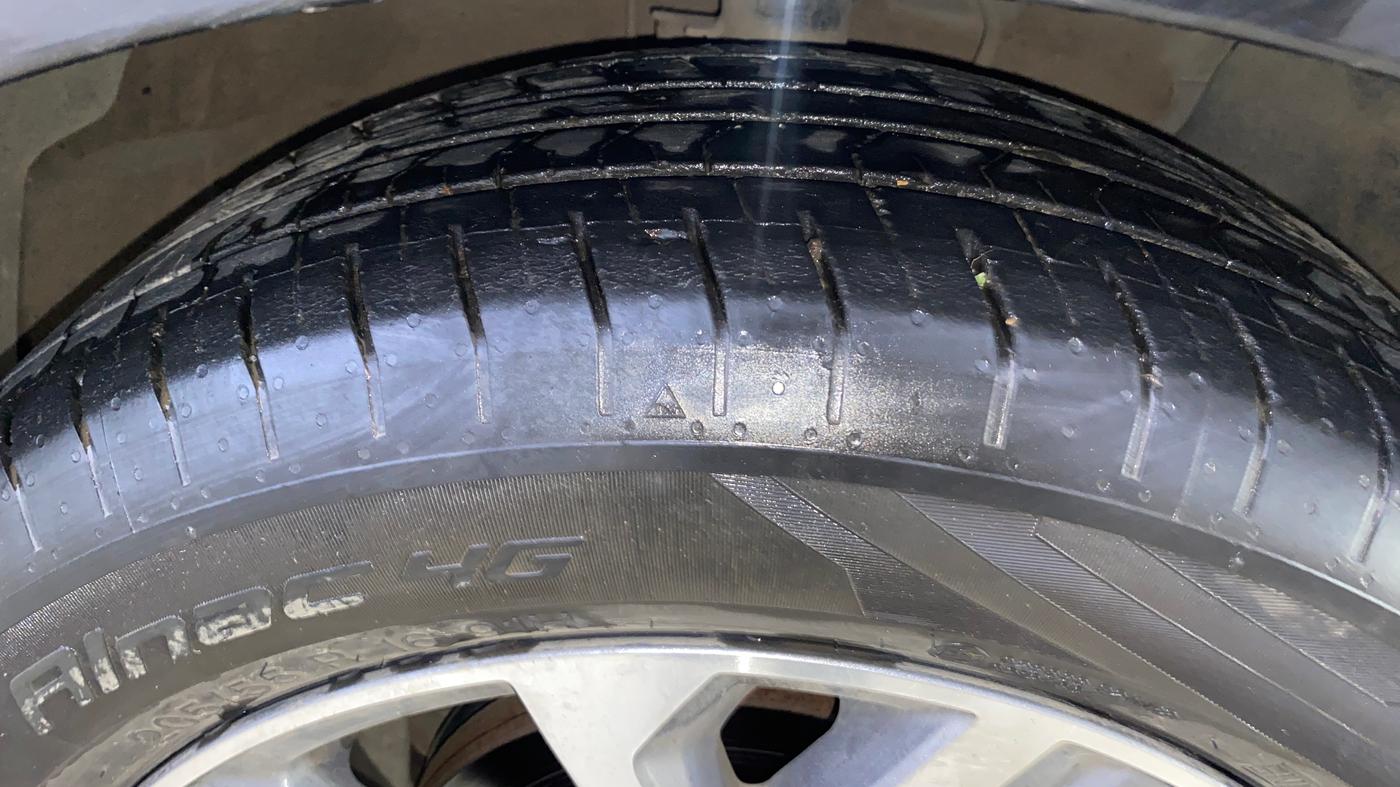2023 Hyundai Verna SX 1.5 l MPI, Petrol, Manual, 34,625 km, Right Front Tyre Tread