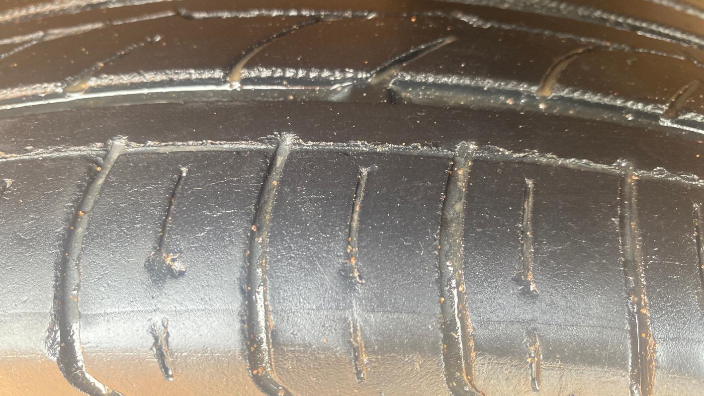 2015 Honda City 1.5L I-VTEC VX, Petrol, Manual, 1,19,166 km, Left Front Tyre Tread