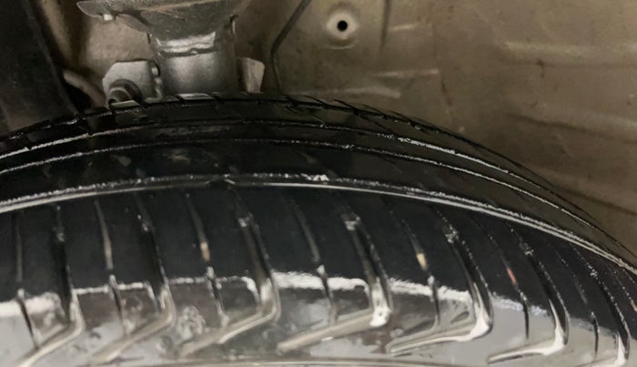 2022 Maruti New Wagon-R LXI CNG (O) 1.0, CNG, Manual, 84,138 km, Left Front Tyre Tread