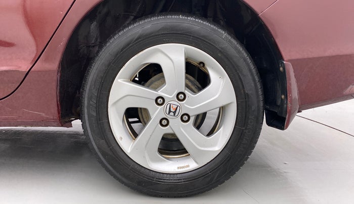2015 Honda City 1.5L I-VTEC V MT, Petrol, Manual, 1,01,176 km, Left Rear Wheel