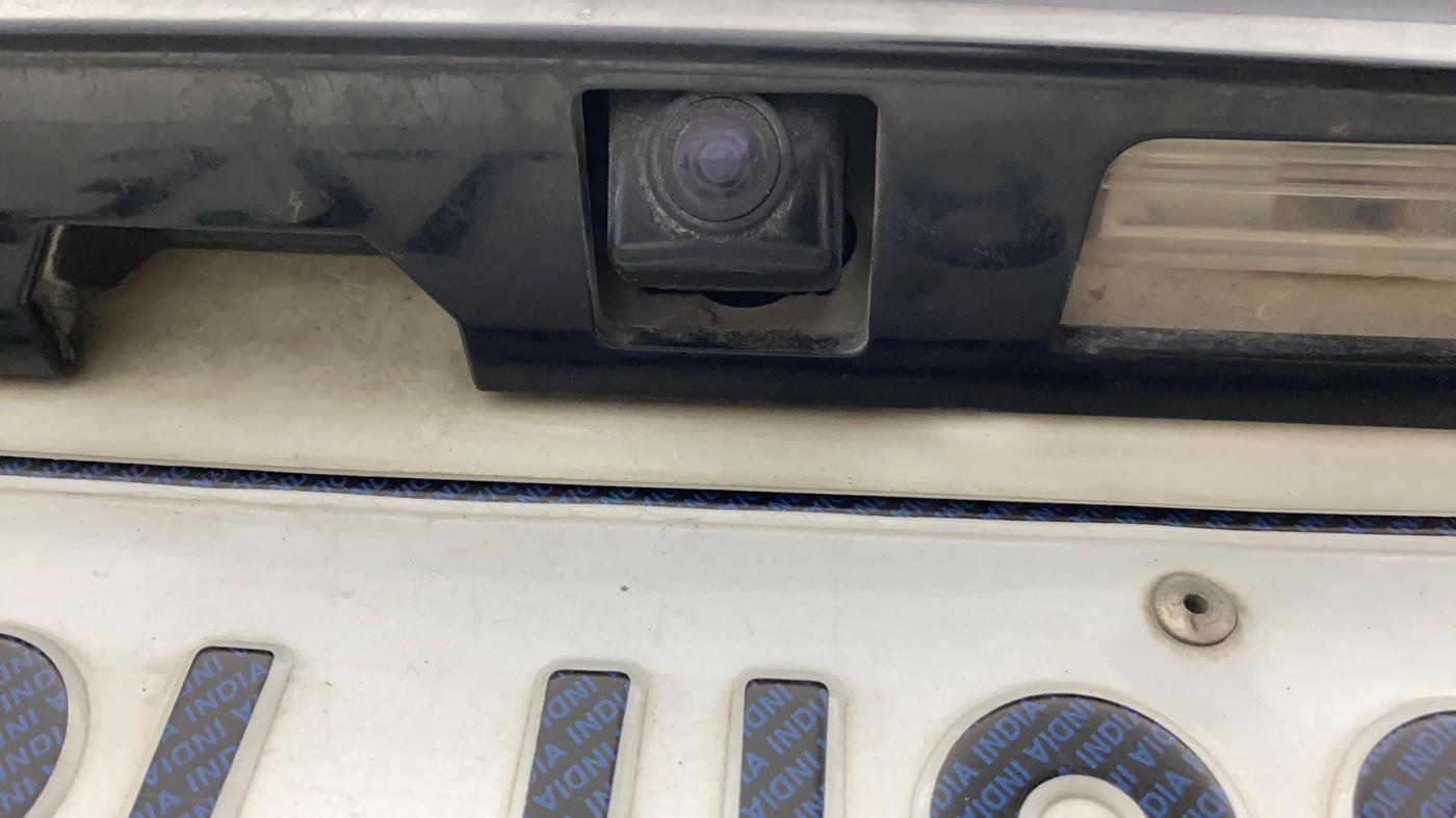 2020 Mahindra XUV500 W9, Diesel, Manual, 40,716 km, Parking Camera