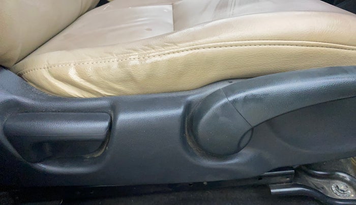 2017 Honda Jazz 1.2L I-VTEC V AT, Petrol, Automatic, 56,139 km, Driver Side Adjustment Panel