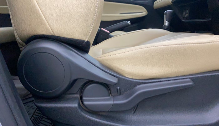 2022 Honda City 1.5L I-VTEC ZX CVT, Petrol, Automatic, 50,788 km, Driver Side Adjustment Panel