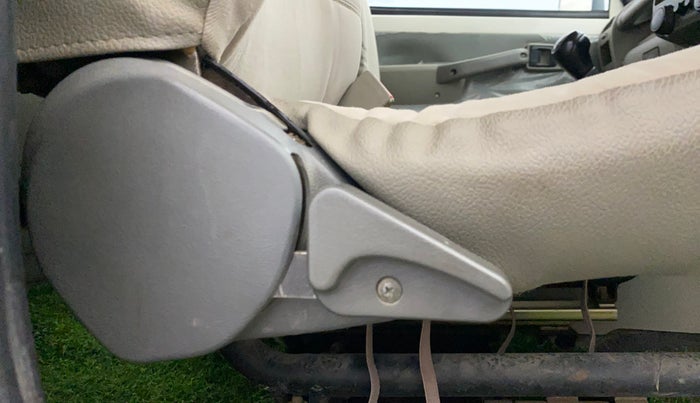 2020 Mahindra Bolero POWER PLUS SLE, Diesel, Manual, 92,722 km, Driver Side Adjustment Panel