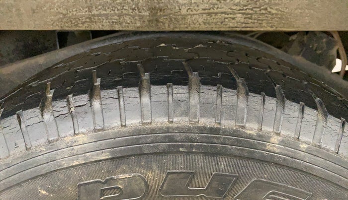 2020 Mahindra Bolero POWER PLUS SLE, Diesel, Manual, 92,722 km, Right Rear Tyre Tread