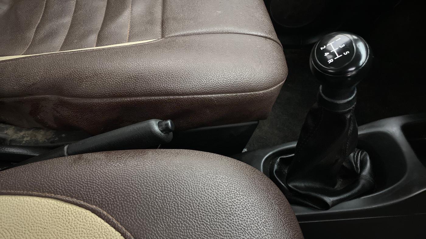 2018 Maruti Wagon R 1.0 LXI CNG, CNG, Manual, 50,257 km, Gear Lever