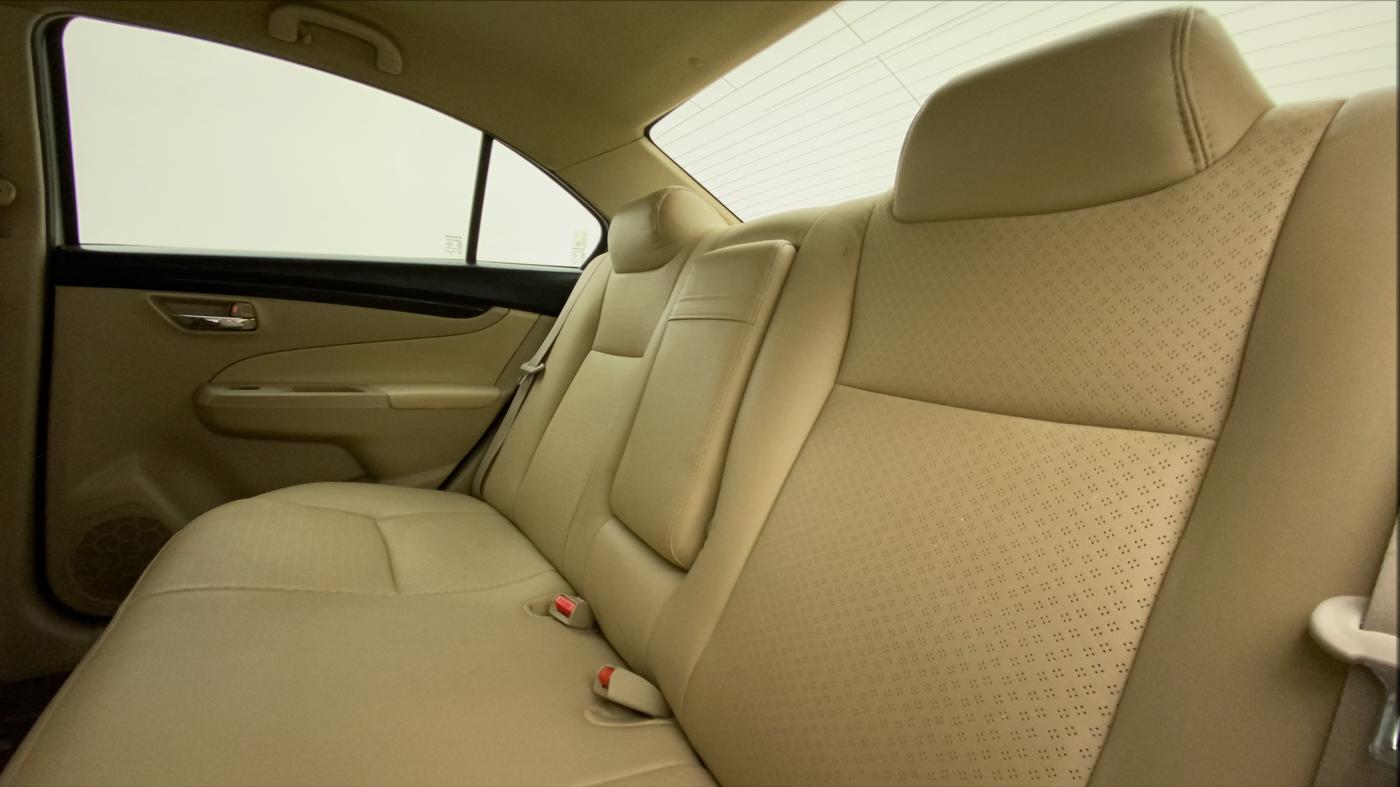 2017 Maruti Ciaz DELTA 1.4 MT PETROL, Petrol, Manual, 1,03,104 km, Right Side Rear Door Cabin