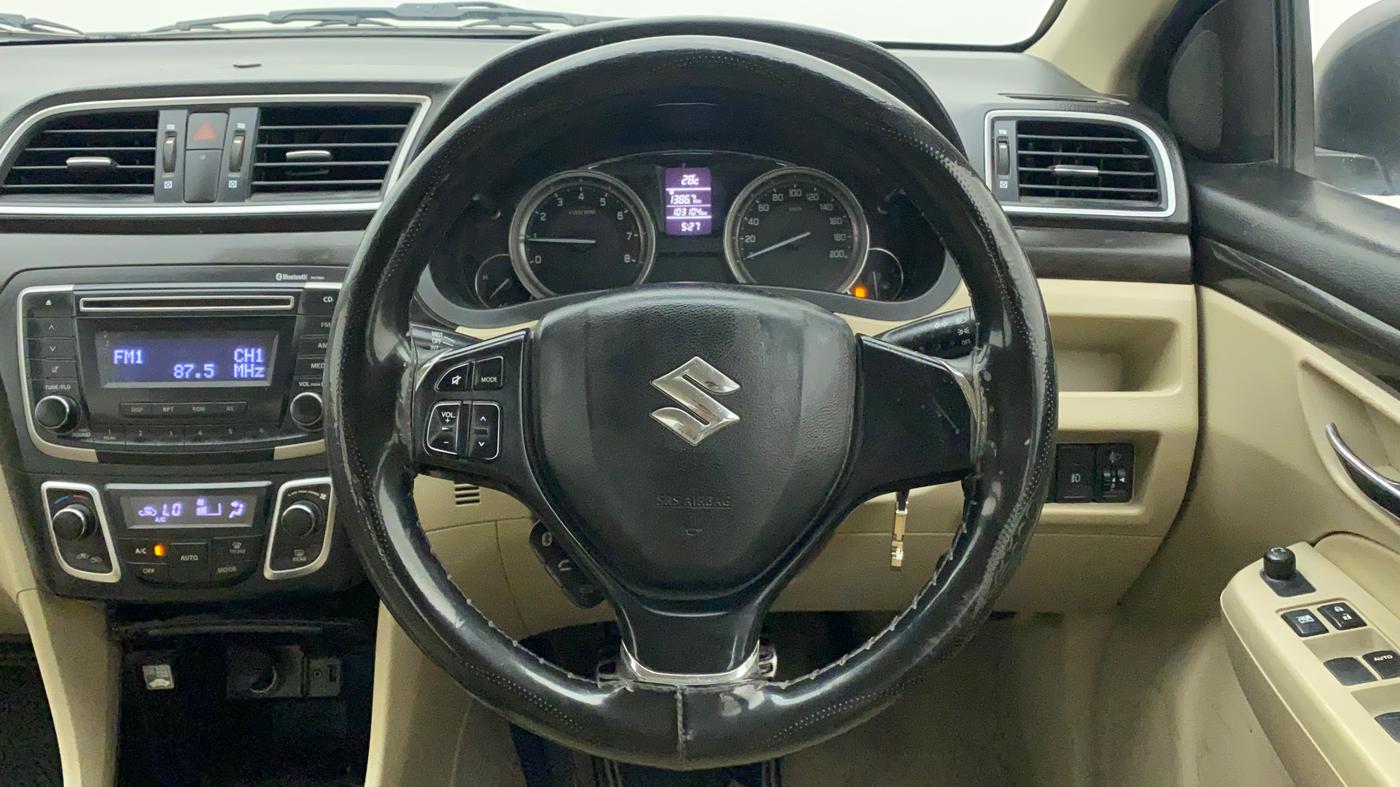 2017 Maruti Ciaz DELTA 1.4 MT PETROL, Petrol, Manual, 1,03,104 km, Steering Wheel Close Up