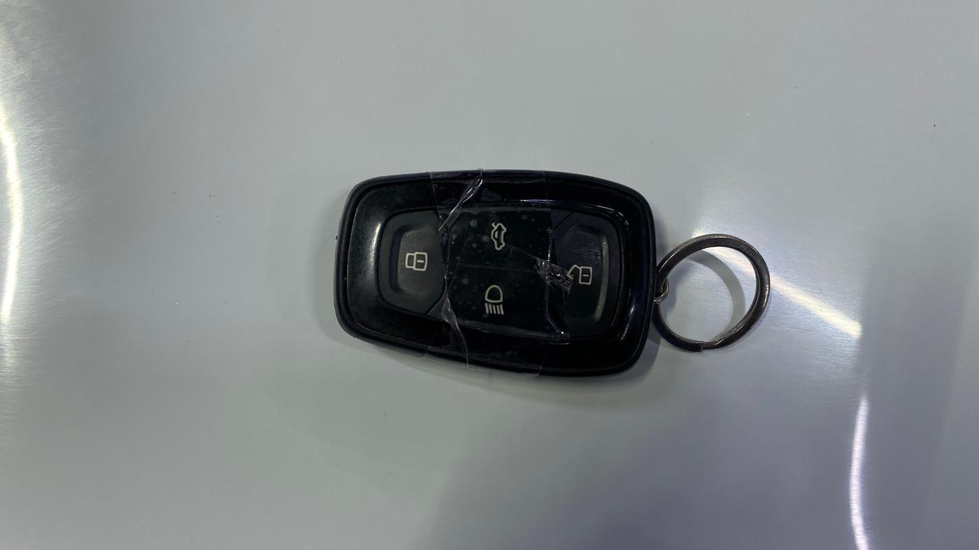 2021 Tata ALTROZ XT PETROL, Petrol, Manual, 12,147 km, Key Close Up