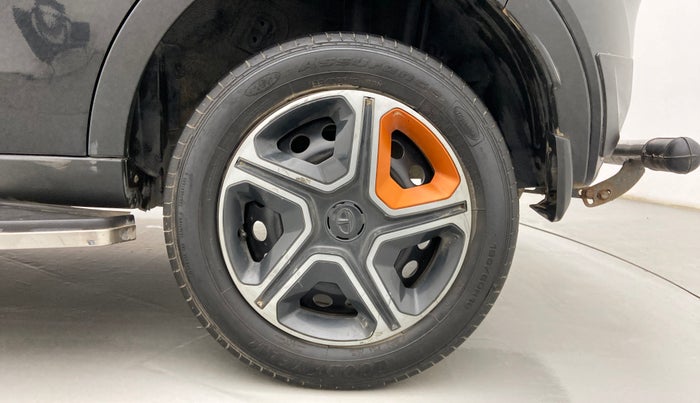 2019 Tata NEXON KRAZ MT PETROL, Petrol, Manual, 28,070 km, Left Rear Wheel