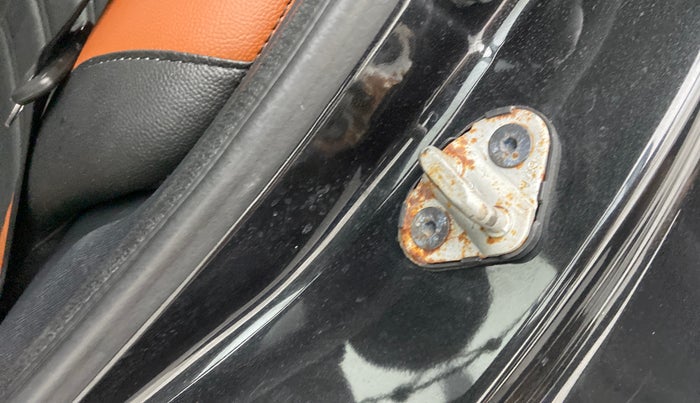 2019 Tata NEXON KRAZ MT PETROL, Petrol, Manual, 28,070 km, Rear left door - Slight discoloration