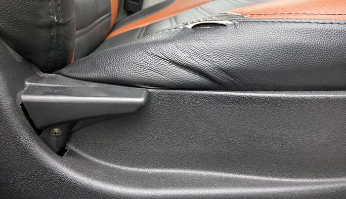 2019 Tata NEXON KRAZ MT PETROL, Petrol, Manual, 28,070 km, Driver Side Adjustment Panel