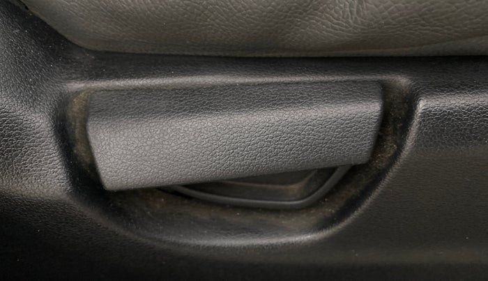 2019 Hyundai NEW SANTRO SPORTZ AMT, Petrol, Automatic, 59,224 km, Driver Side Adjustment Panel